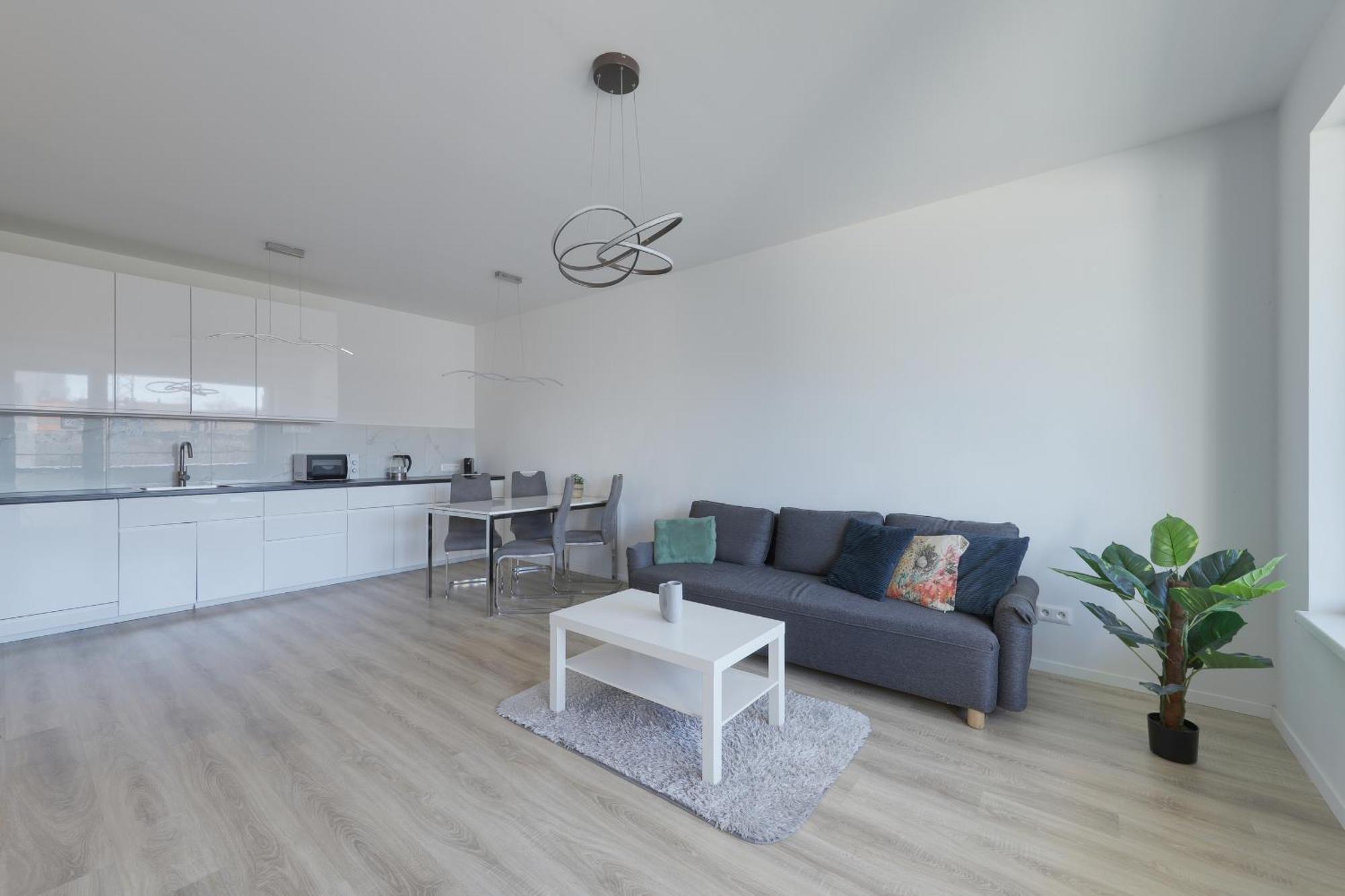 Bazova Apartment With Free Parking Bratislava Eksteriør billede