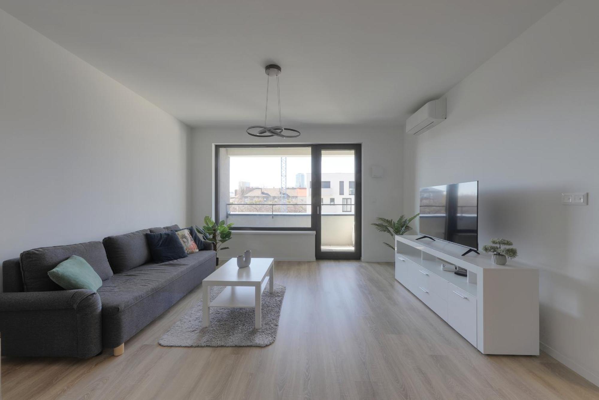 Bazova Apartment With Free Parking Bratislava Eksteriør billede